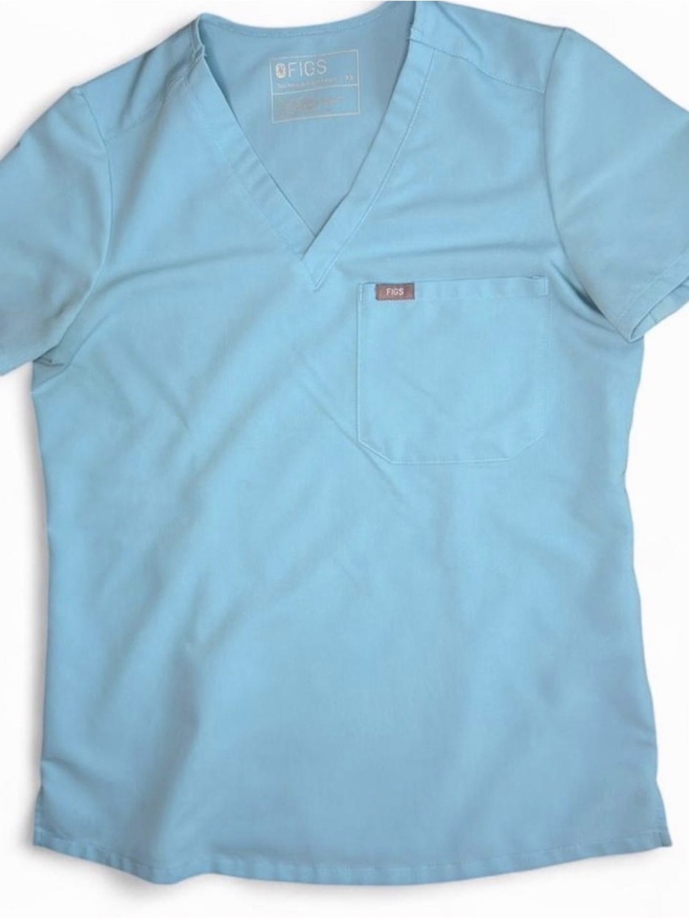Figs Catarina V-Neck Scrub Top in Sky Blue